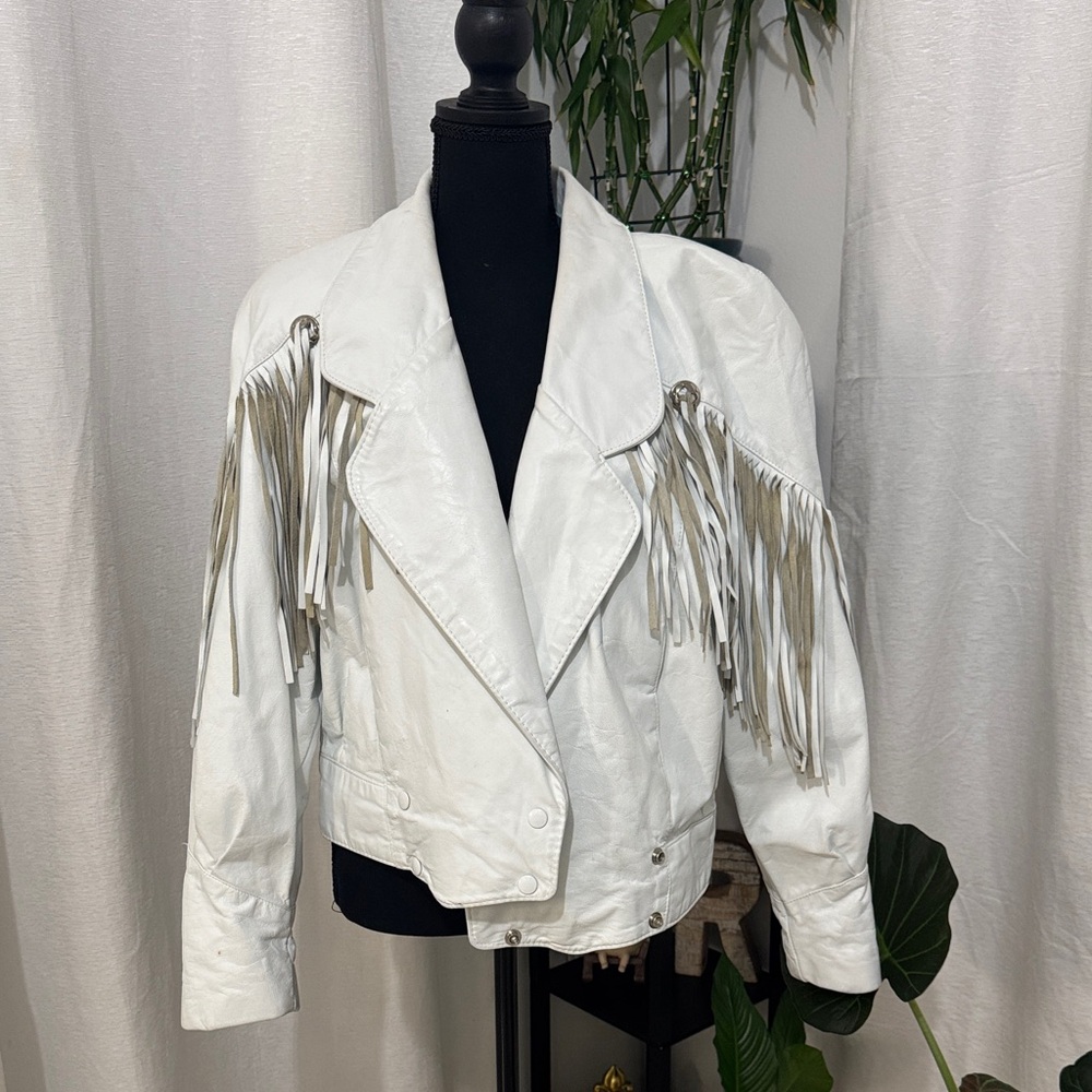 Chic White Fringe Leather Jacket